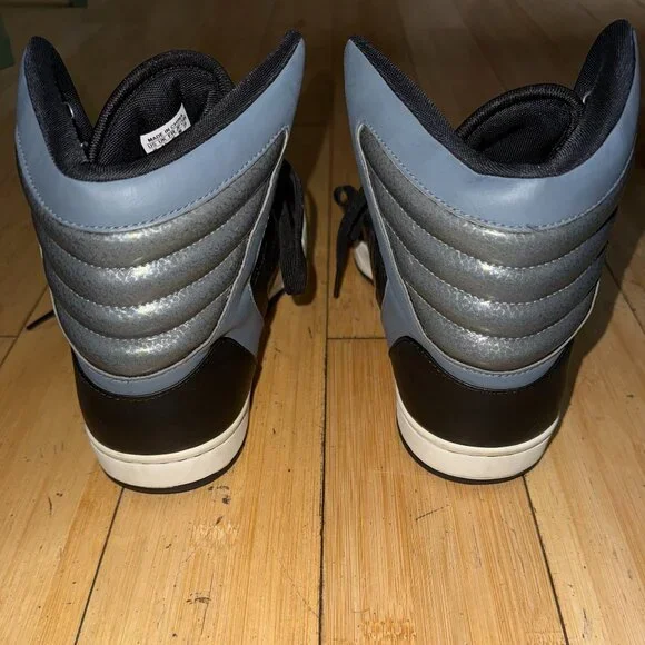 Adidas High Top Tennis Shoes for Men Size- 10 - Picture 3 of 4